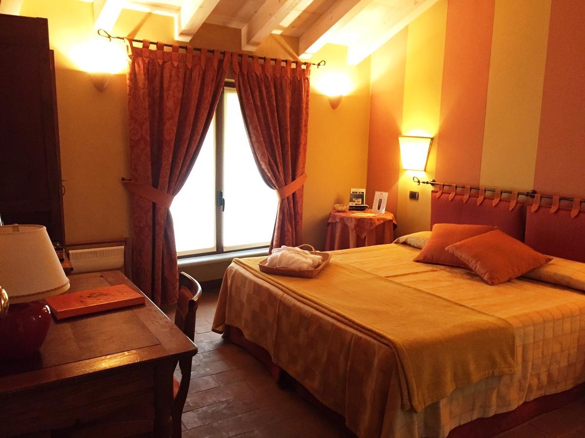Hotel Locanda Da Carla Vigevano Buitenkant foto